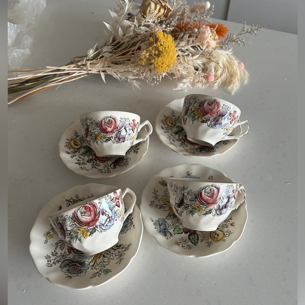 Vintage Johnson Brothers Sheraton Ironstone tea set